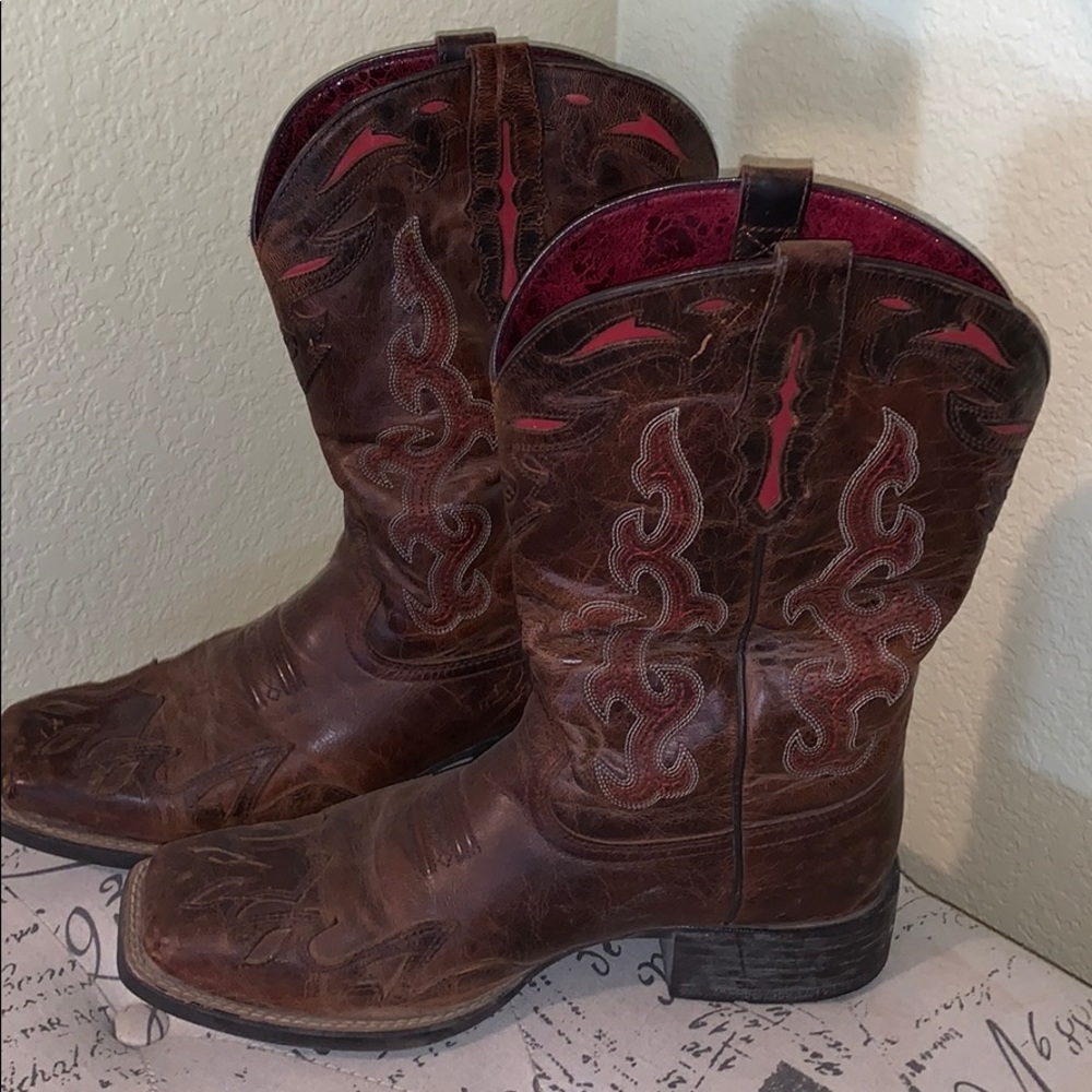 Ariat Cowgirl boots